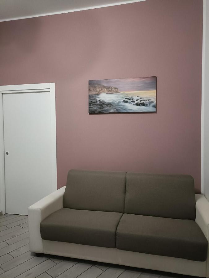 Apartamento Il Filo Di Claudia Savona Exterior foto